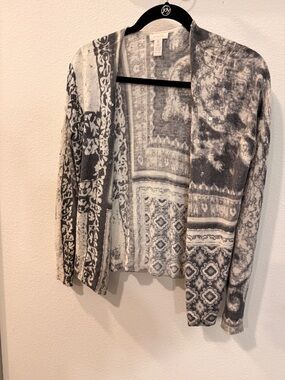 Chico's Gray and White Patterned Open Cardigan